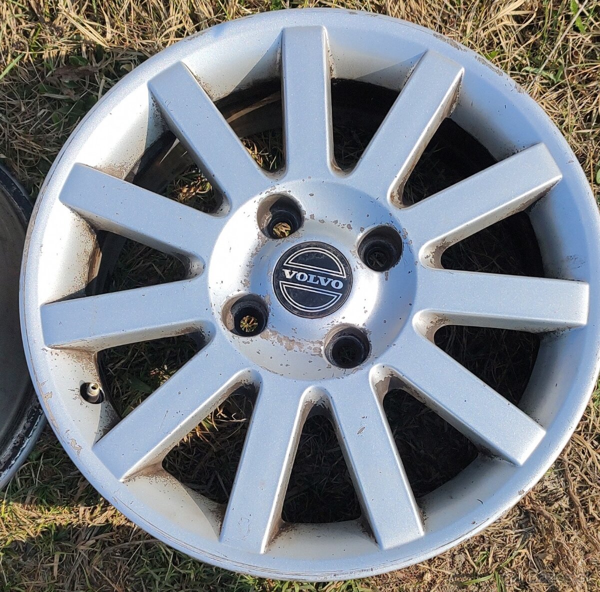 Alu disky 4x114,3 R16 Volvo - 4