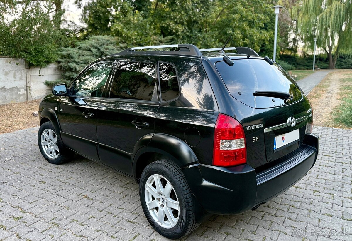 Hyundai Tucson 2.0 CRDI 4x4 - 4