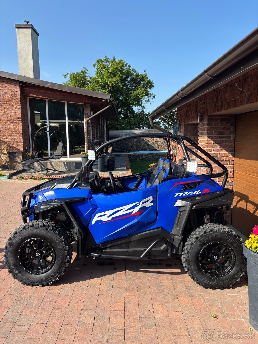 Polaris RZR trail s 1000