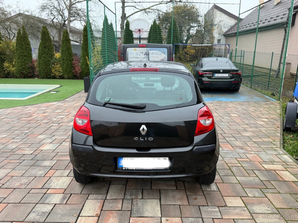 Predám Renault Clio III - 4