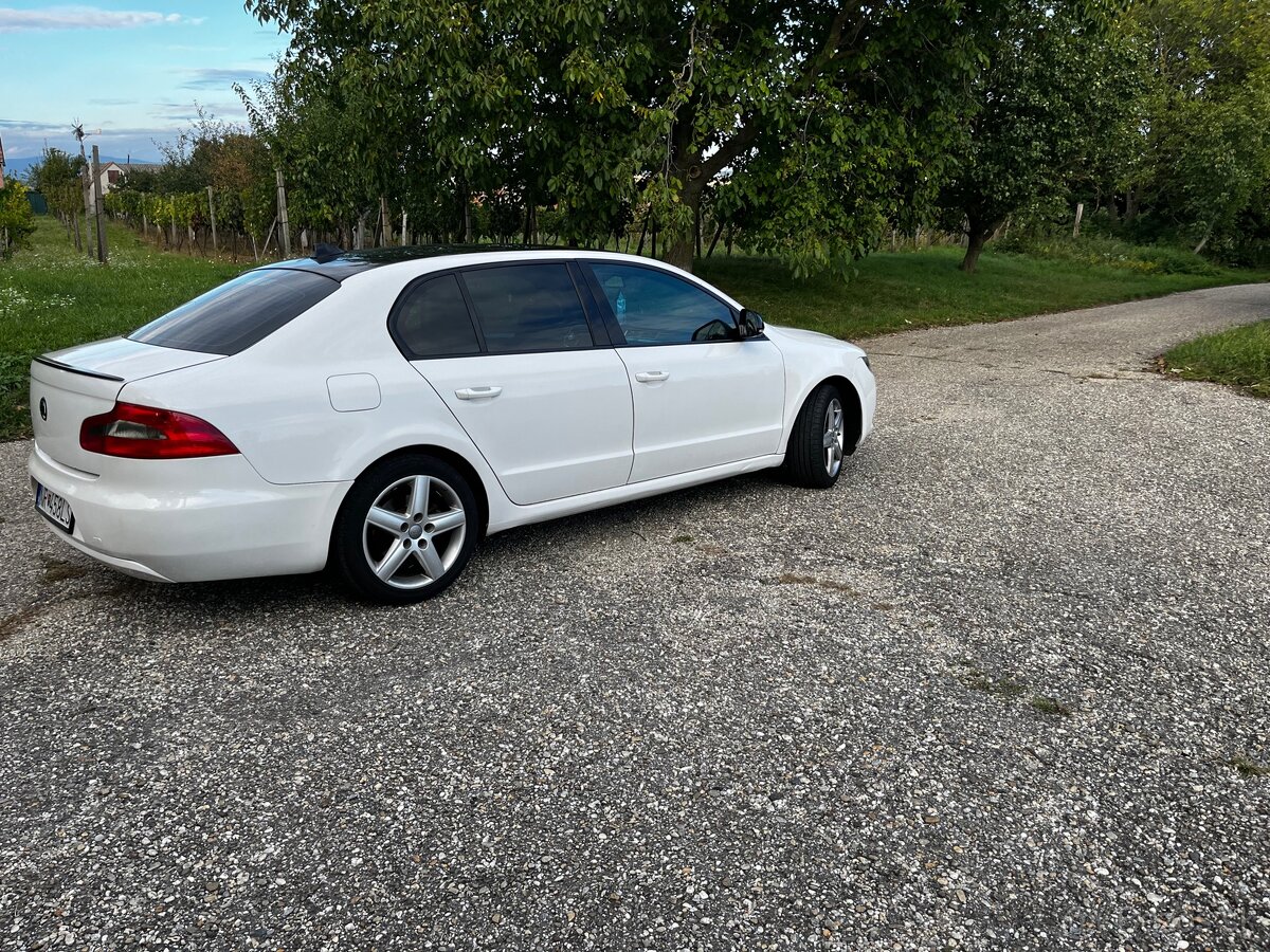 Škoda Superb 2 125kw DSG - 4