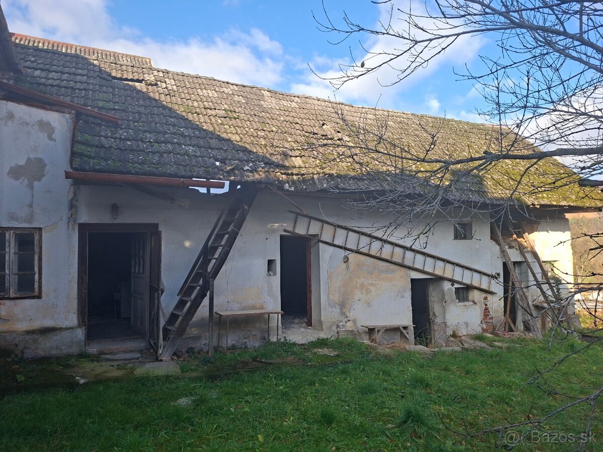 Rodinný dom Trenčianske Jastrabie 2464 m2 - 4
