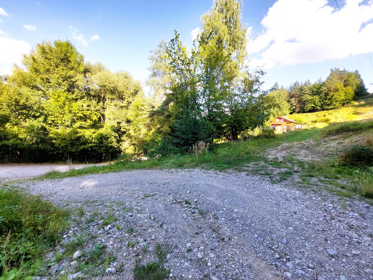 EXKLUZÍVNE Rozľahlý stavebný pozemok, Žilina - Stráž - 4