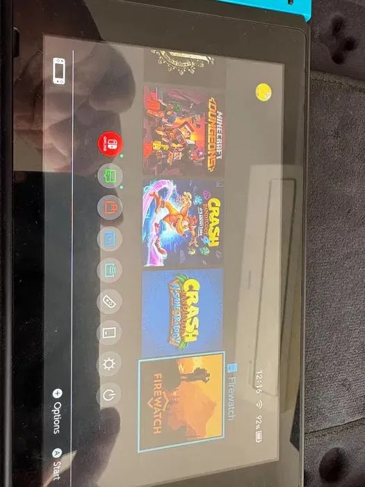 Nintendo Switch 1st gen + prislusenstvo - 4