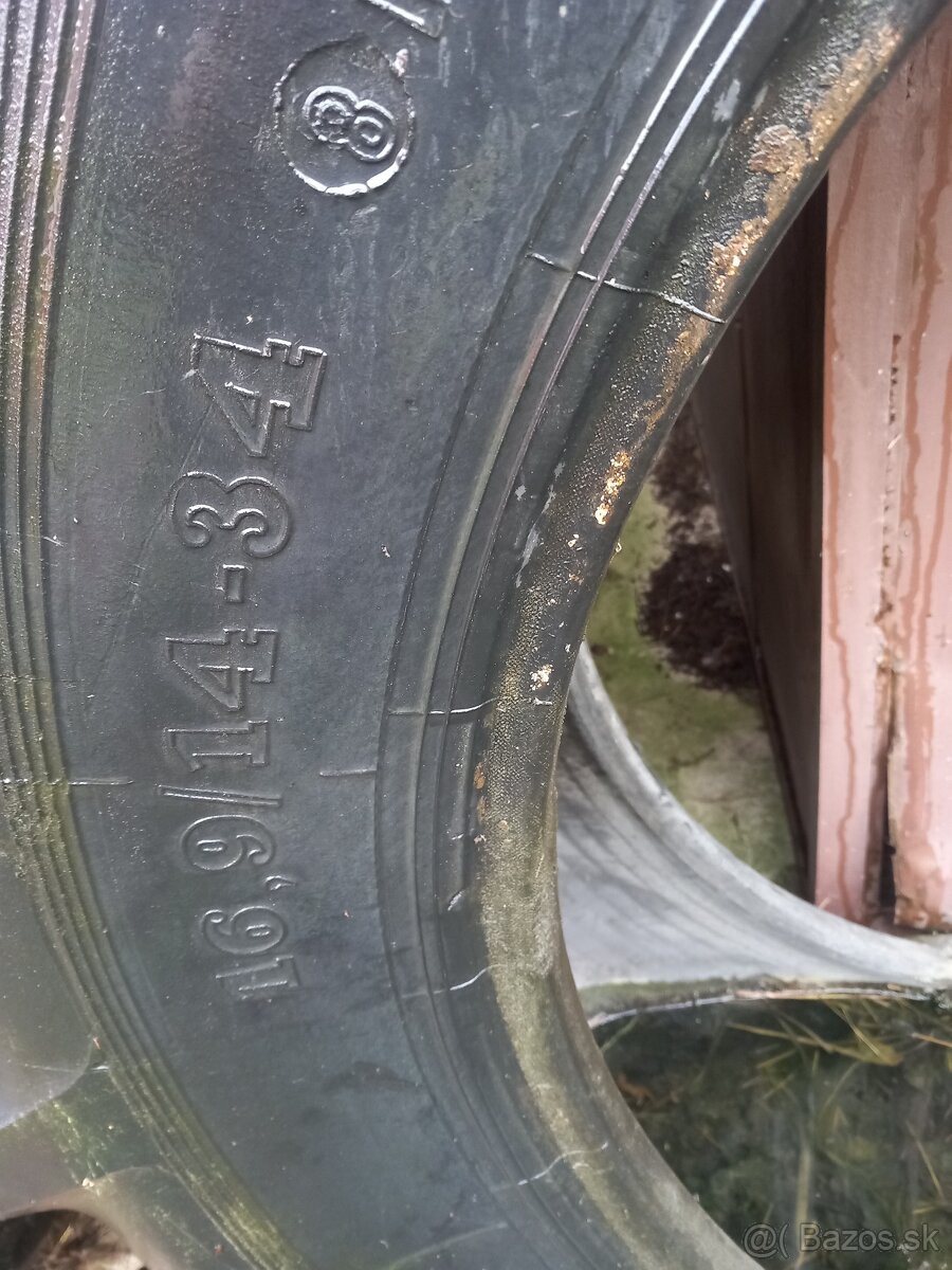 Traktor gumy 16,9/14-34 Zetor - 4