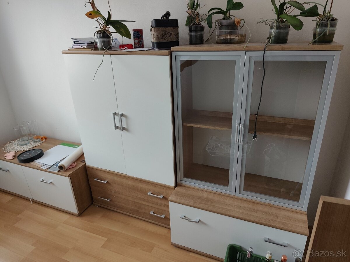 Sektorový nábytok - 4