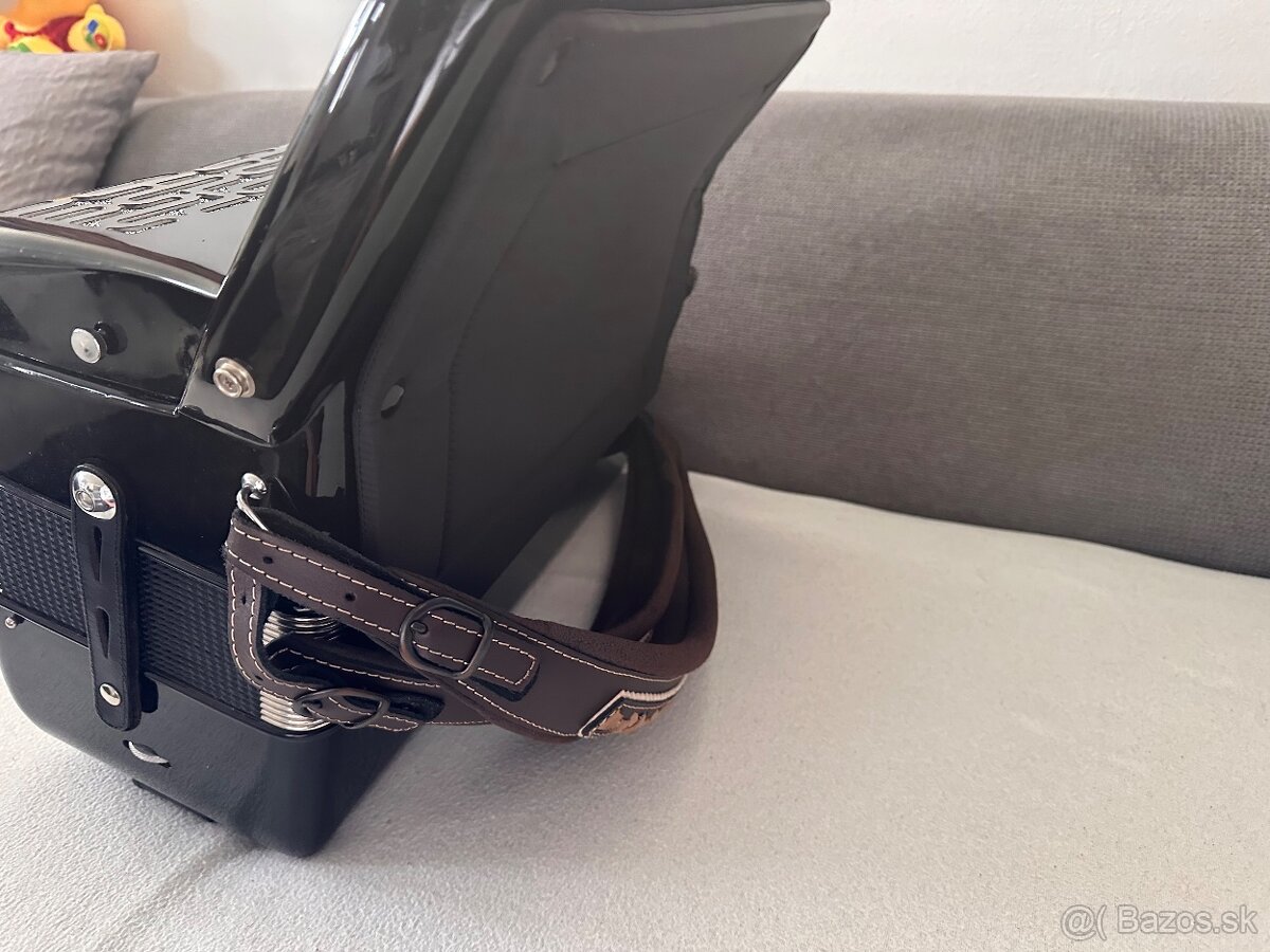 Predám akordeón Paolo Soprani - 4