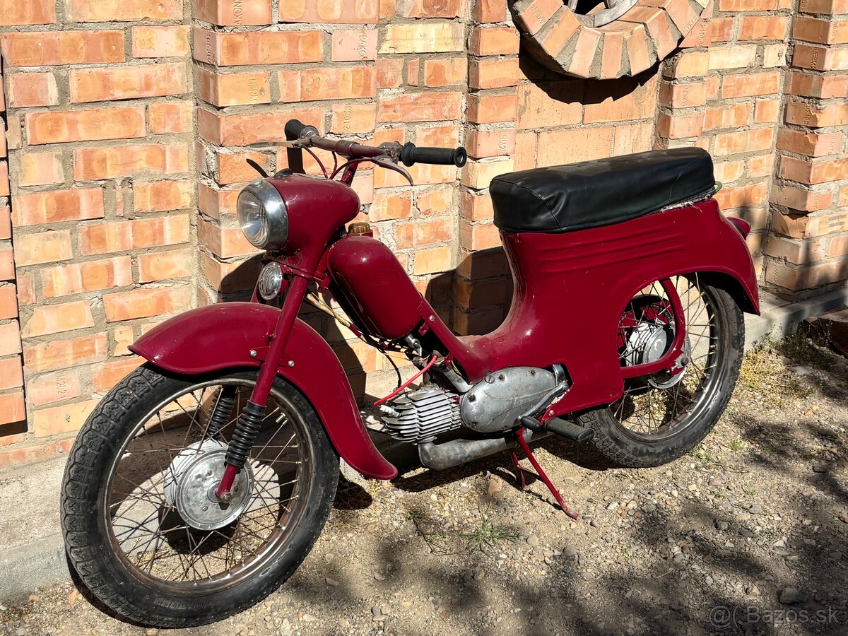 Jawa 555 - 4