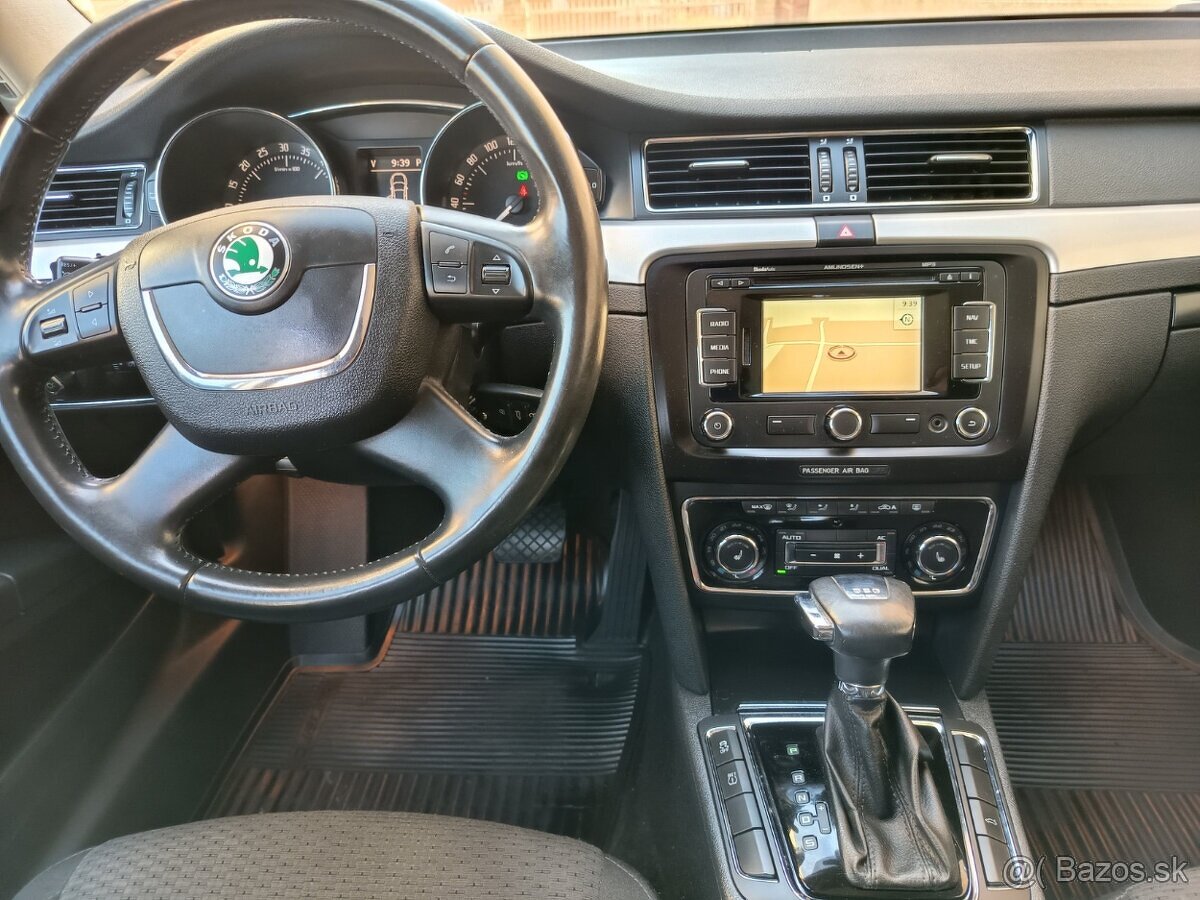 Škoda Superb Combi ELEGANCE 2.0TDi CR DSG - 4