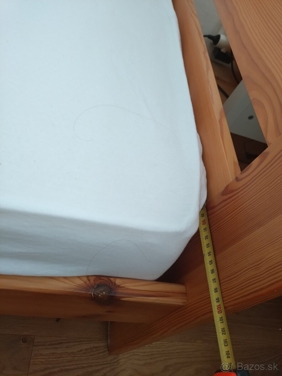 Drevená posteľ - 4