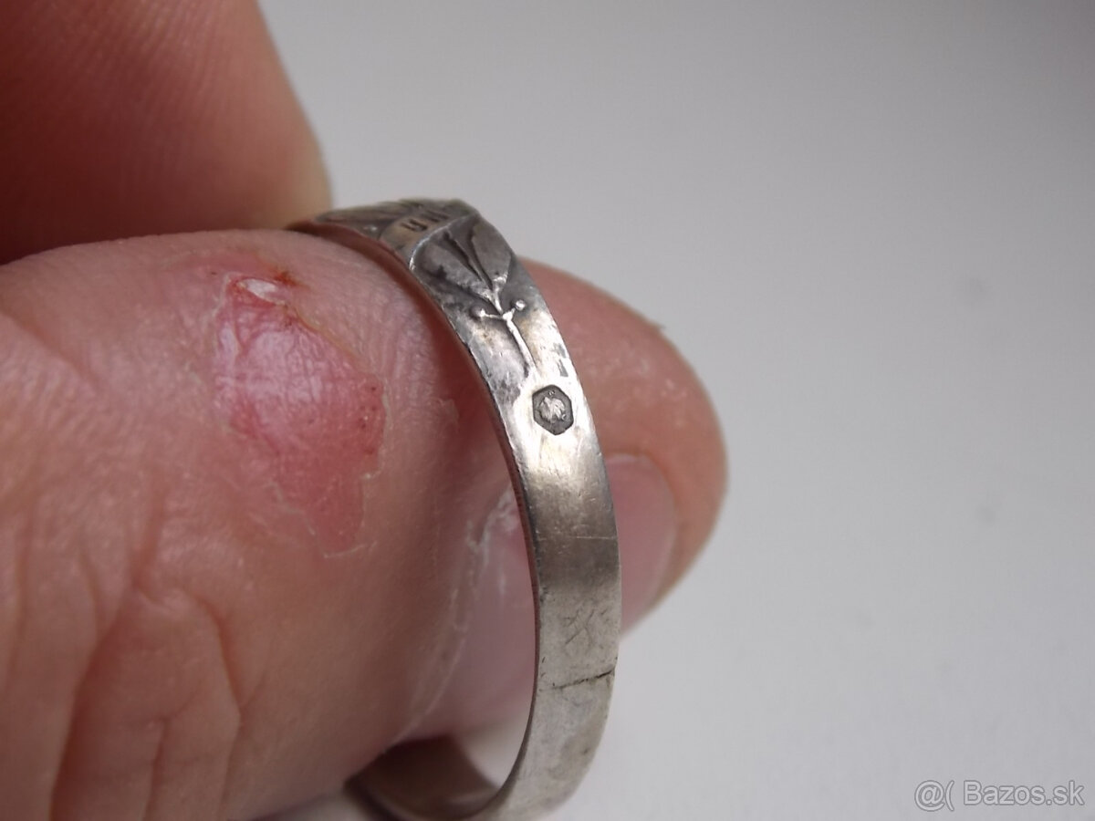 Ag dostojnicky prsten FJI - 4