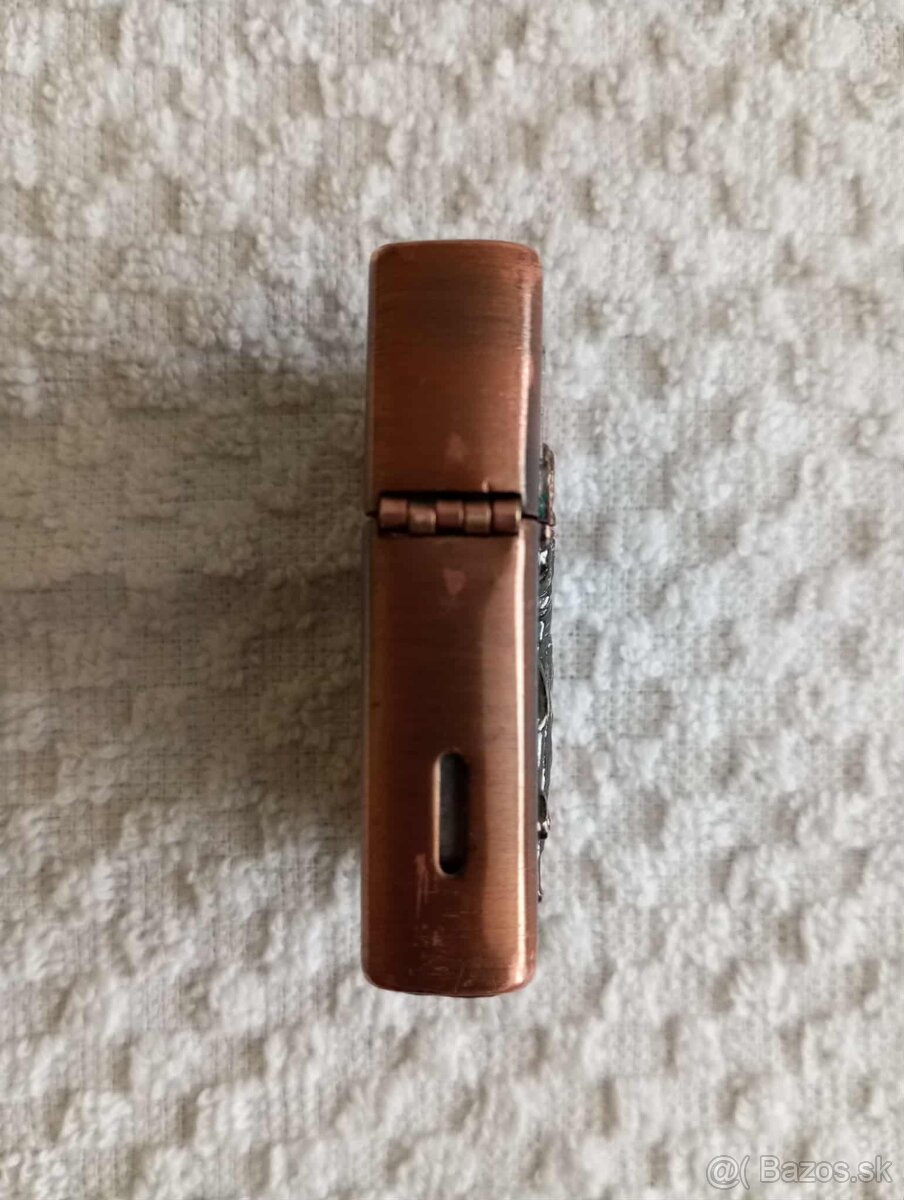 zapalovač Marlboro - 4