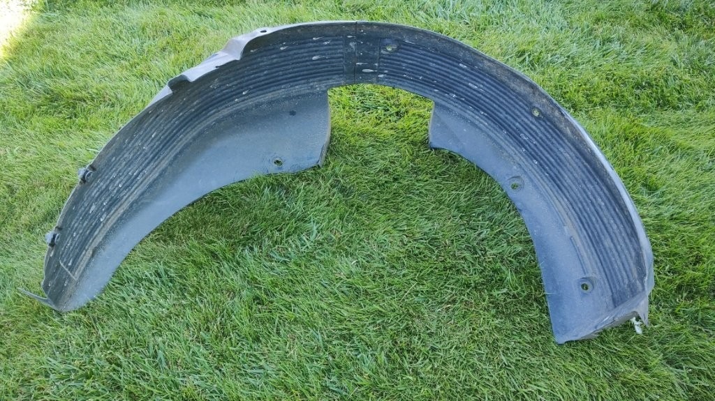 Mercedes A W177 2018- Kia Ceed II 2012- podblatnik - 4