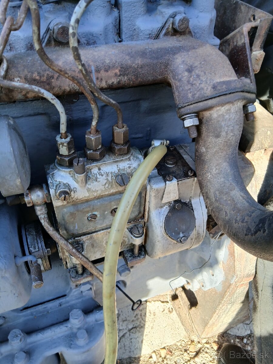 Motor zetor 3011 - 4