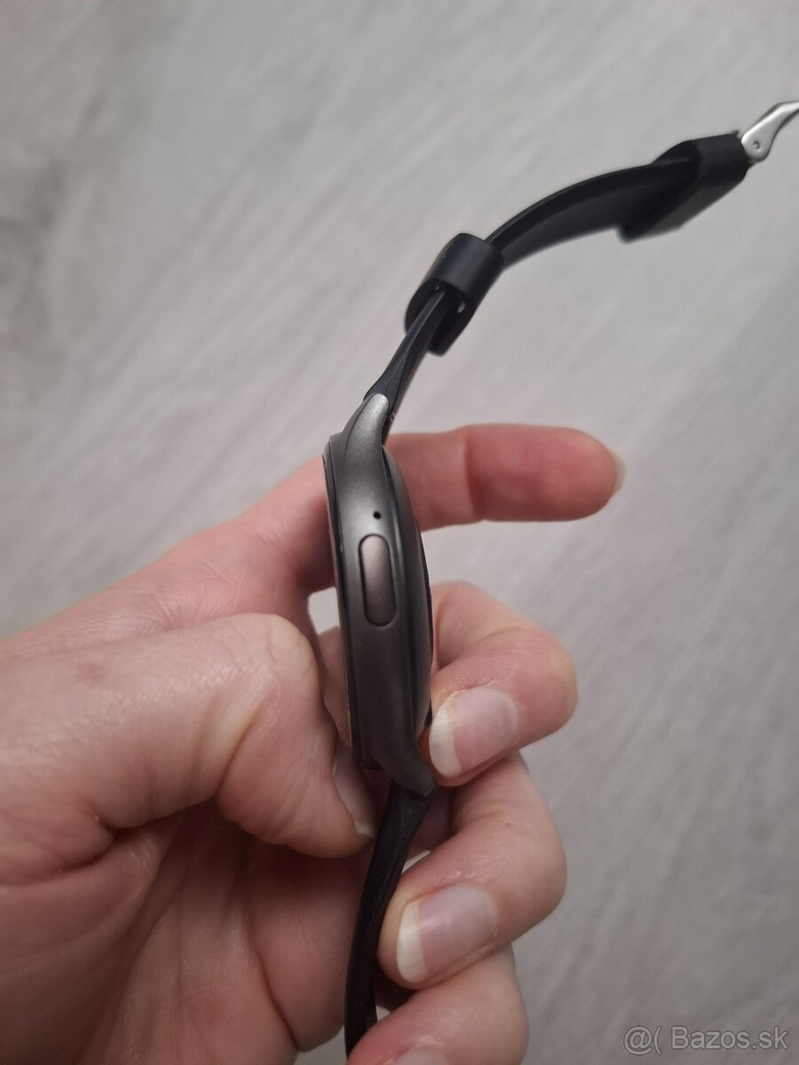 Inteligentné hodinky Carneo Gear+ Essential 2nd Gen - 4