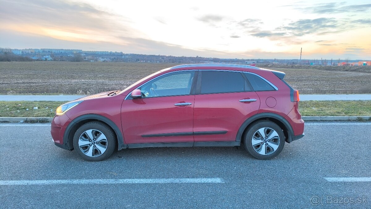 KIA NIRO 1,6 GDi 2017 HYBRID - 4