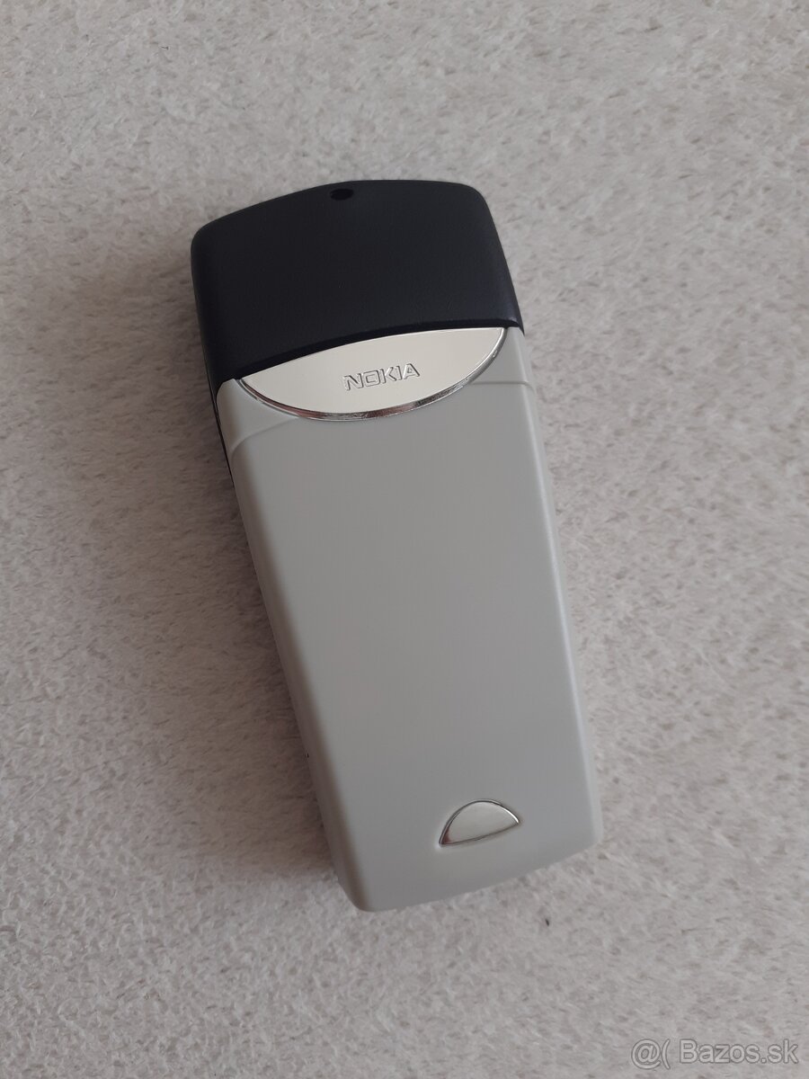 NOKIA 8310 - 4