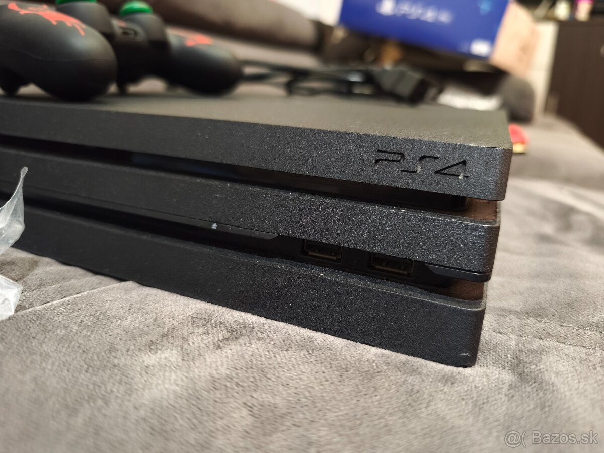 PS4 pro 1tb - 4