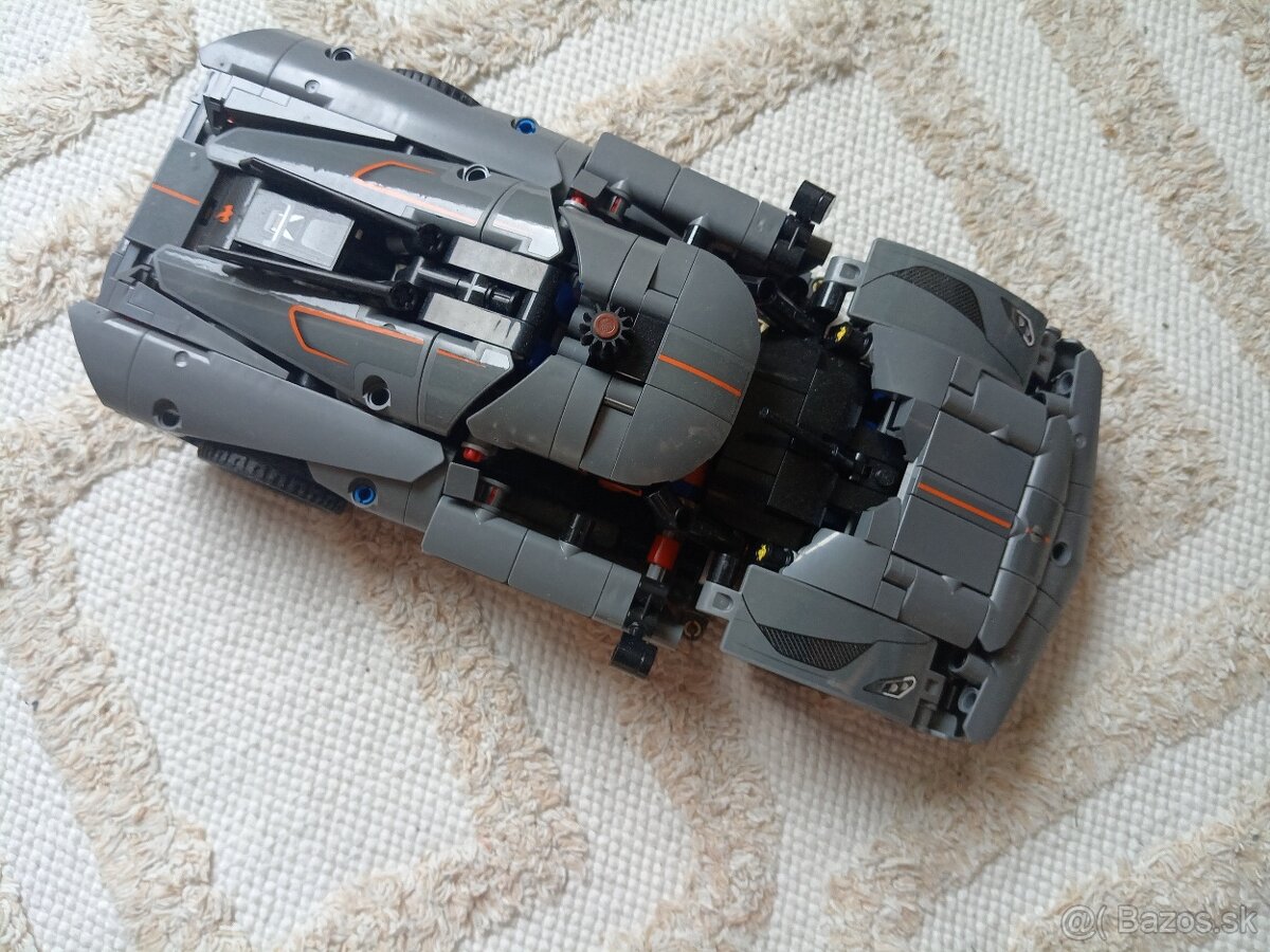 Lego Technic 42173 Sivé hyperauto - 4