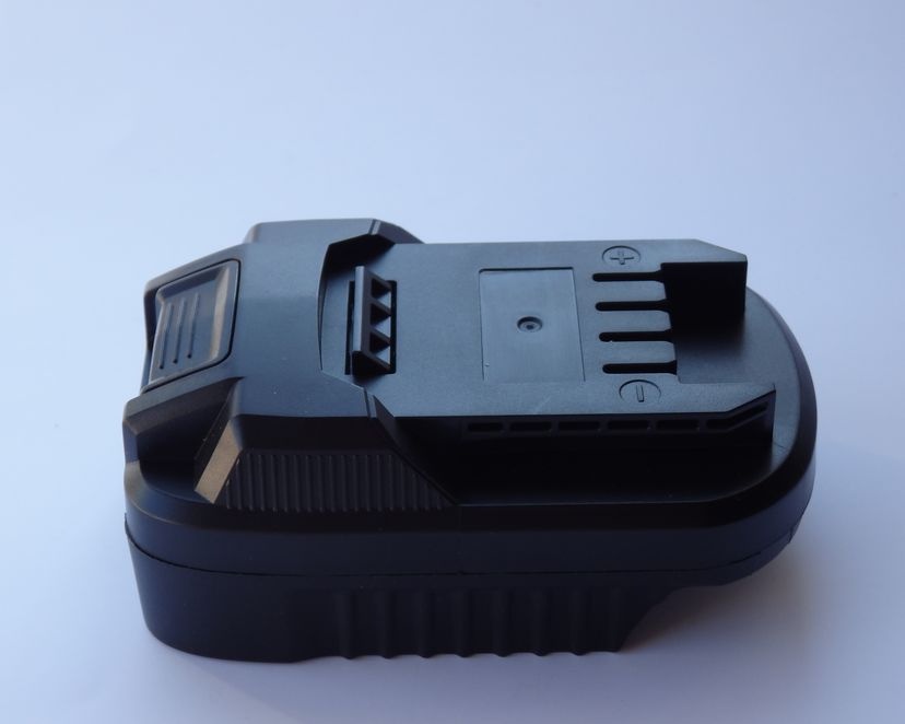 Adaptér MAKITA / PARKSIDE 18V-20V - 4