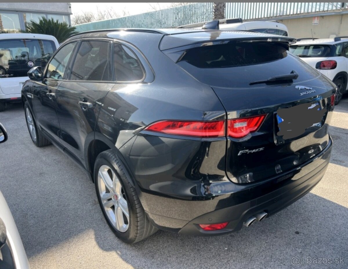 Jaguar f-pace komplet po servise