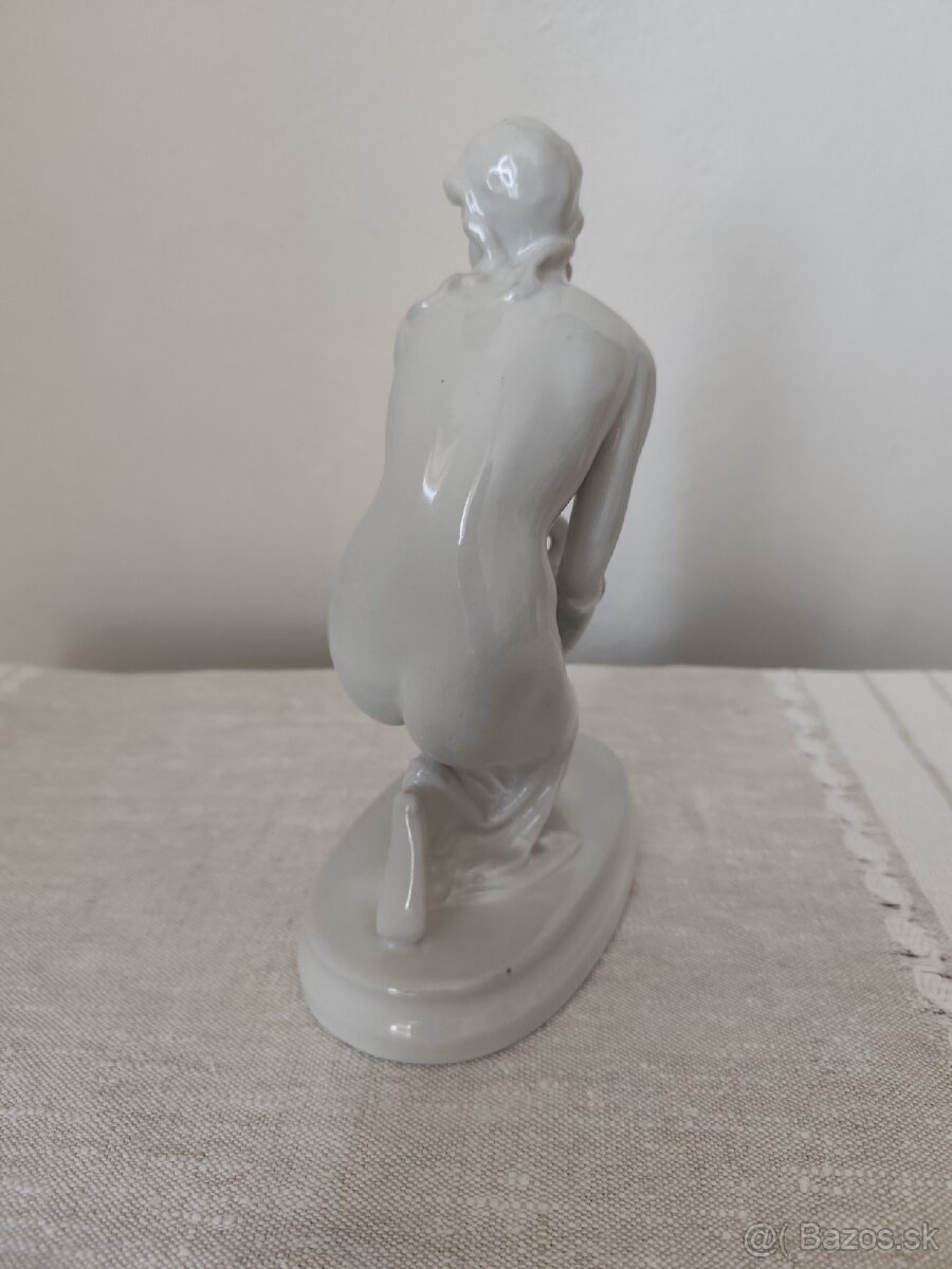 Zsolnay akt žena porcelánová soška - 4