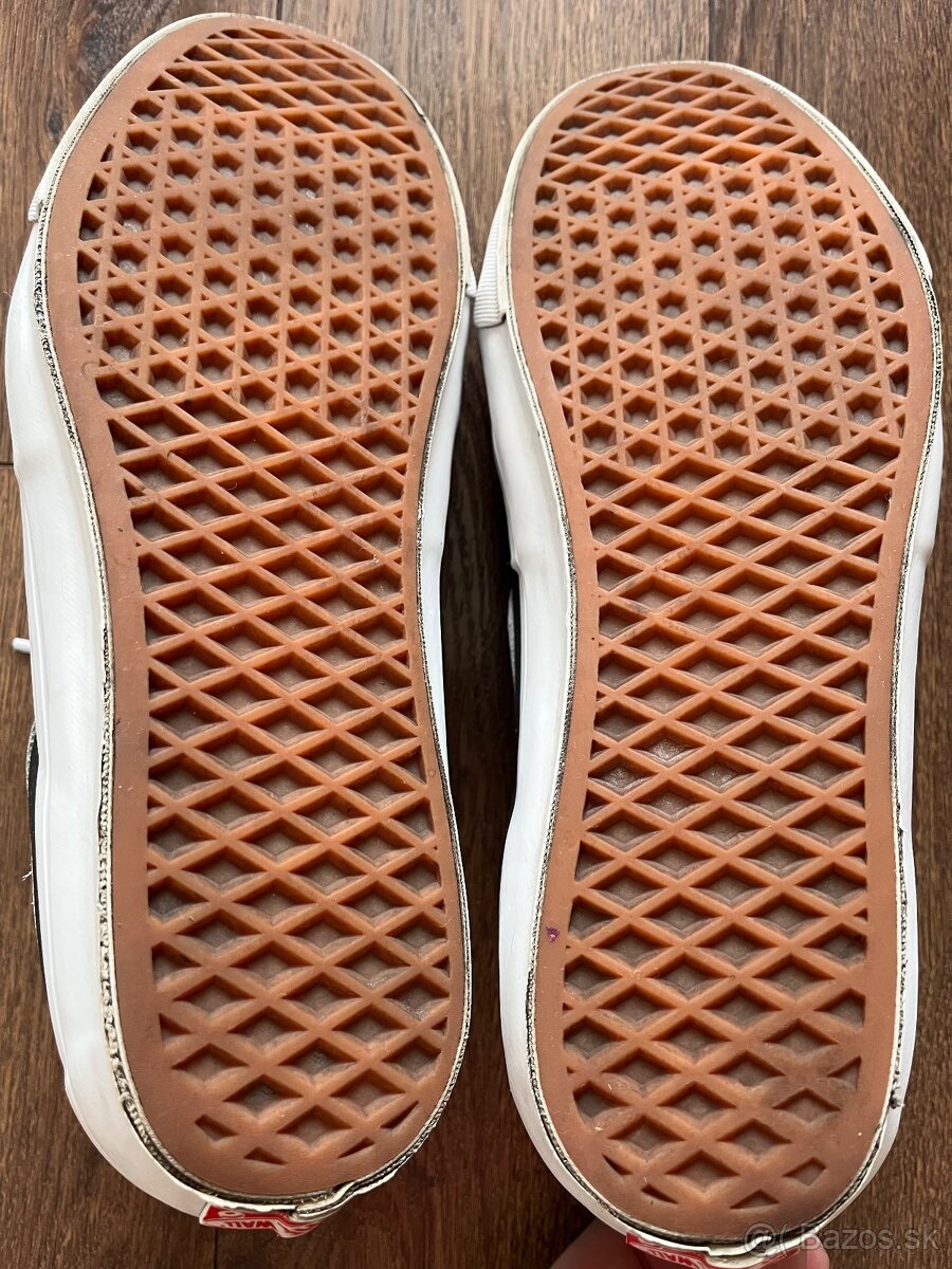 VANS VAULT OG SK8-MID LX - 4