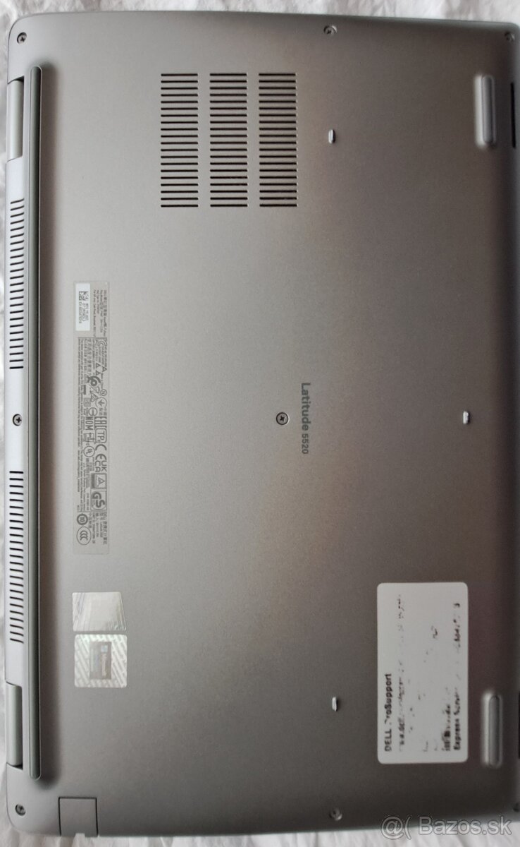 Dell Latitude 5520 - 4