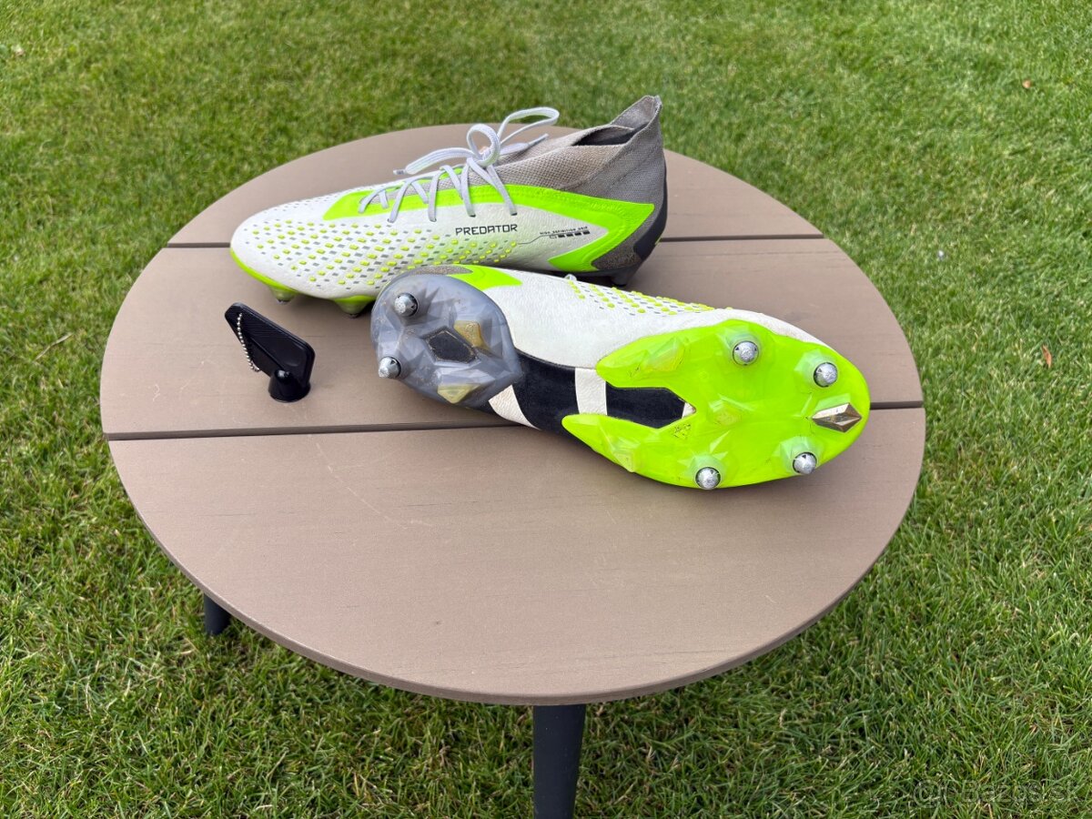 Kopačky Adidas Predator Accuracy.1 SG - 4