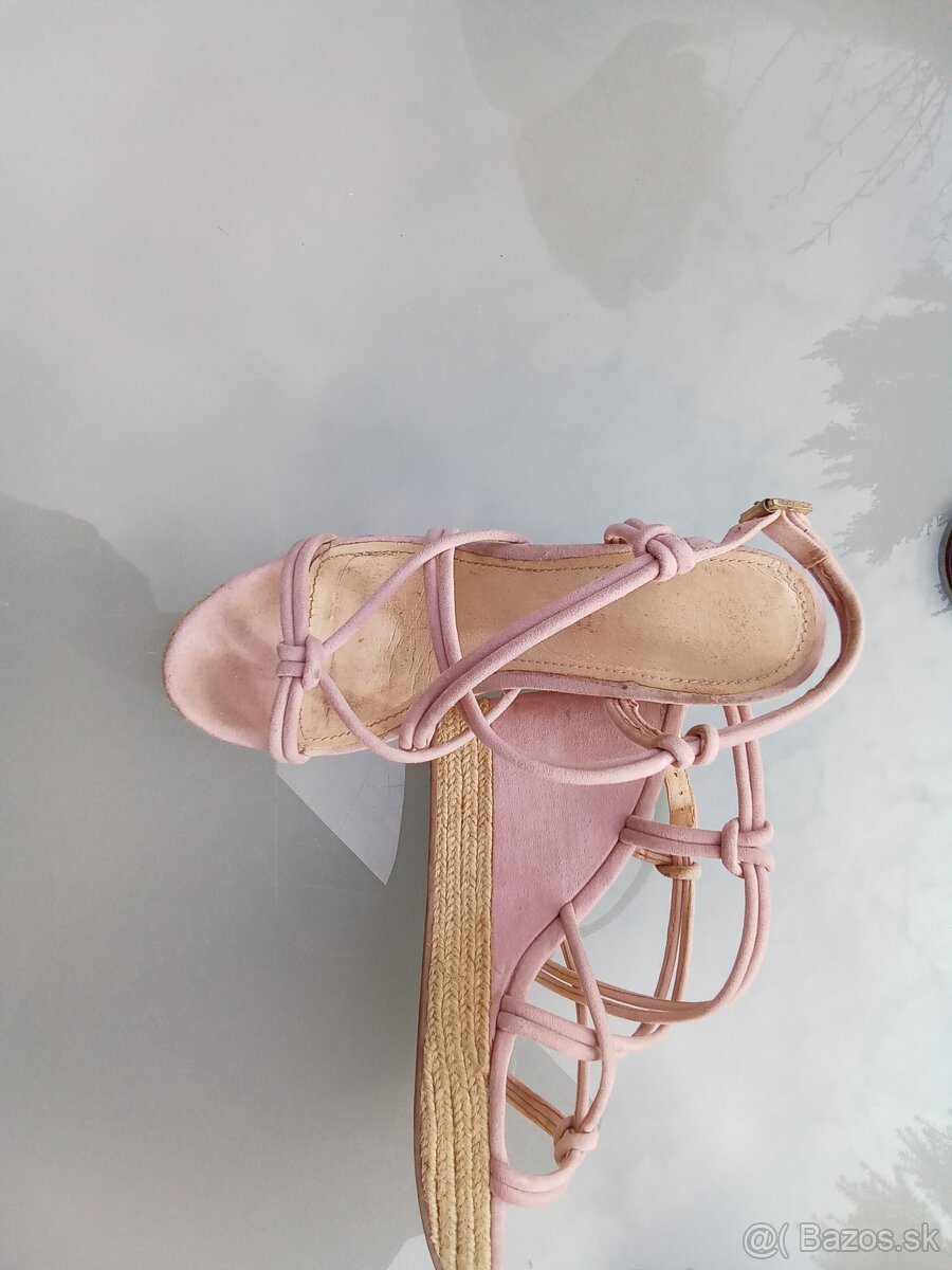 Lodičky a sandále - 4