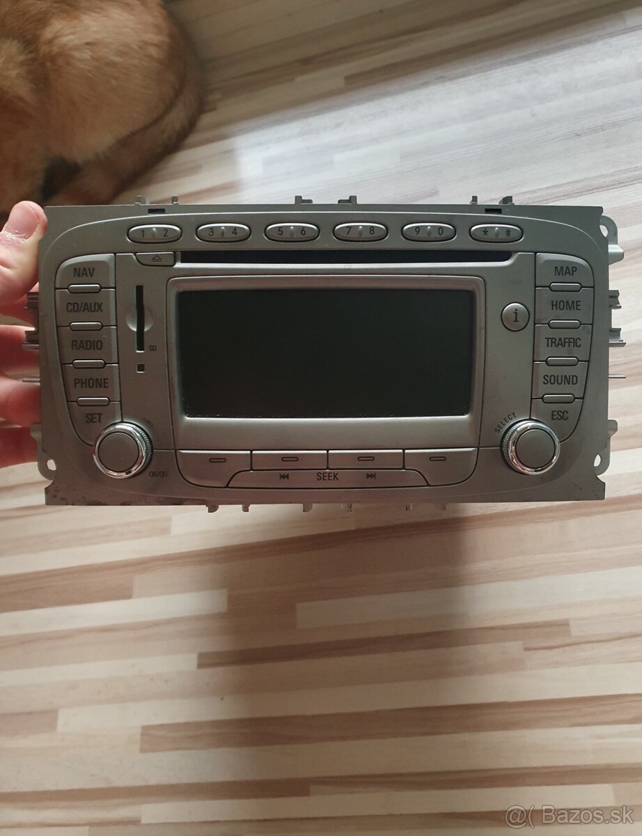 Pozostatky z Ford Focus ll - 4