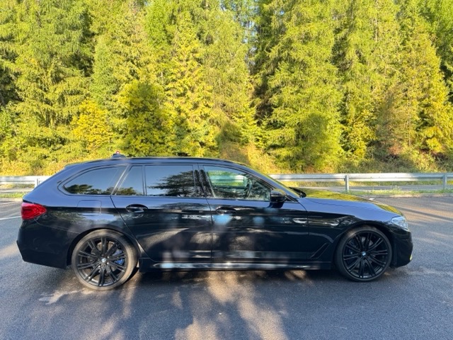 BMW Rad 5 Touring 540d xD 235kW, M-PACKET, WEBASTO, MATRIX - 4
