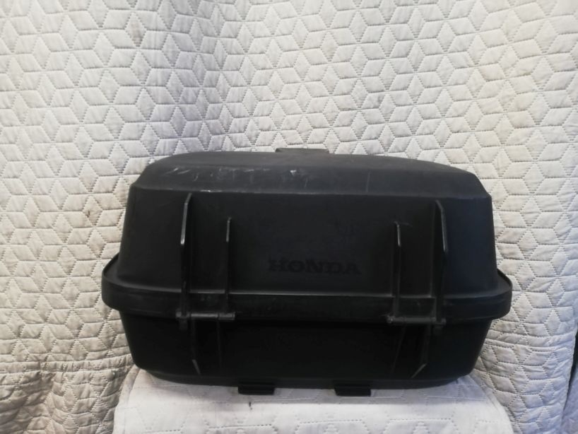 moto kufor - top case GIVI EASYBOX - retro - 4