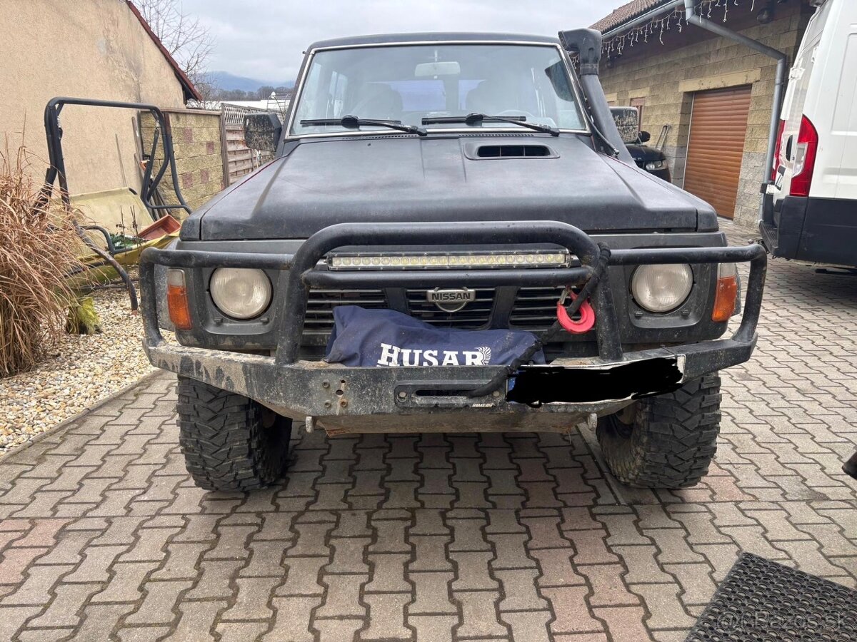 Nissan patrol y60 2.8t - 4