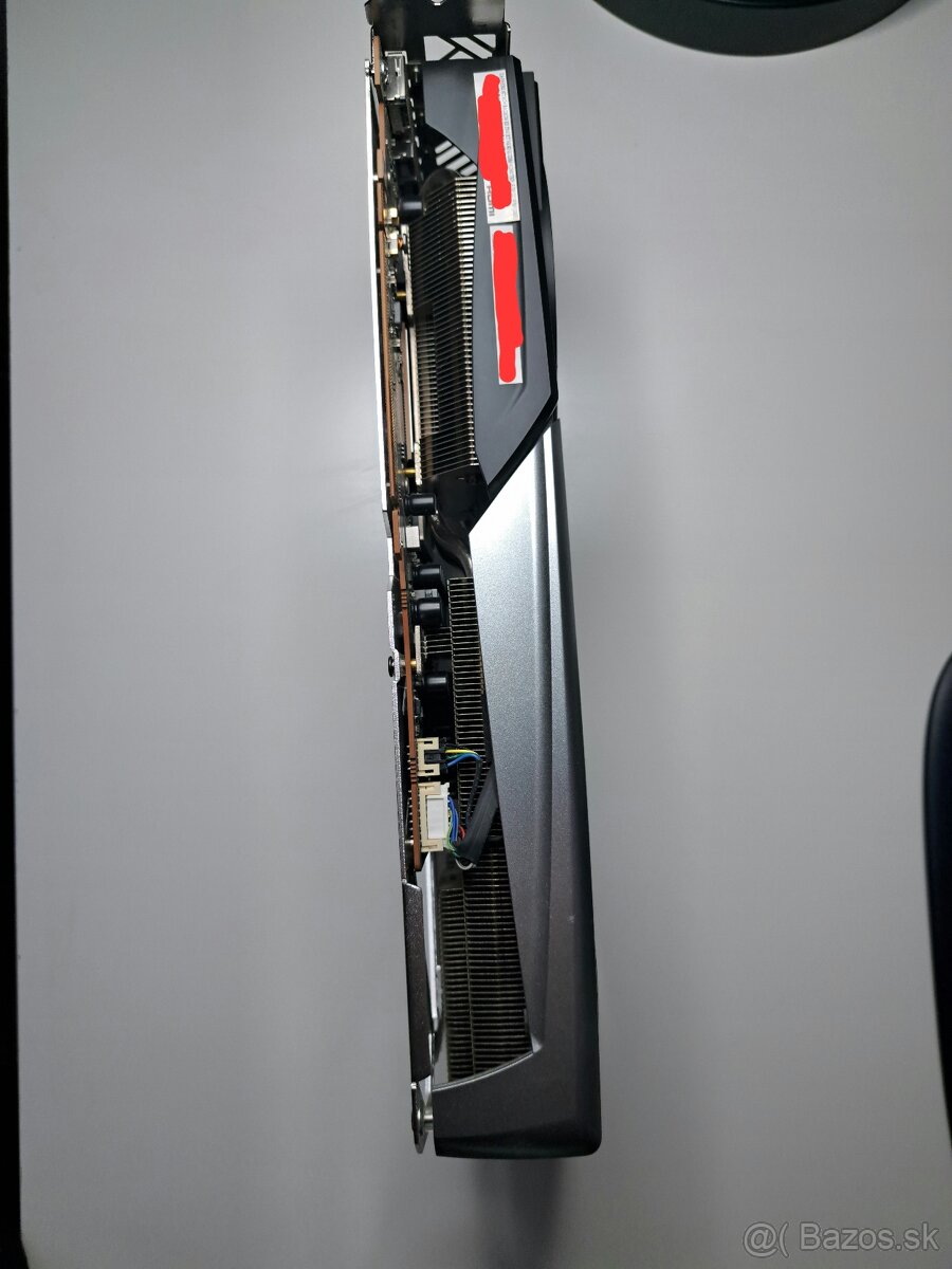 Sapphire Radeon RX5700xt nitro+ 8gb - 4