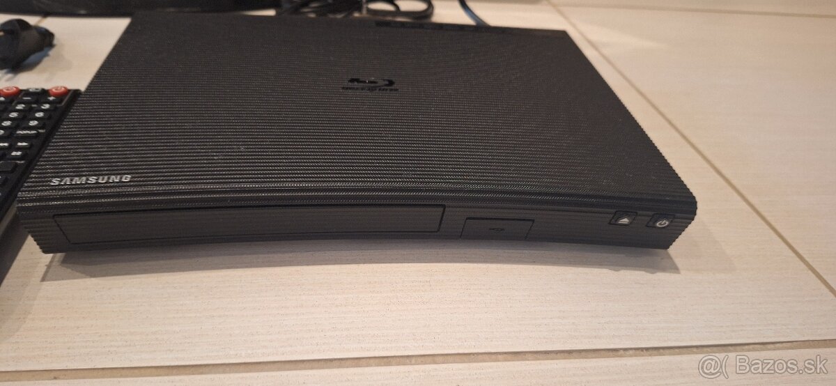 Samsung TV + Samsung DVD - 4