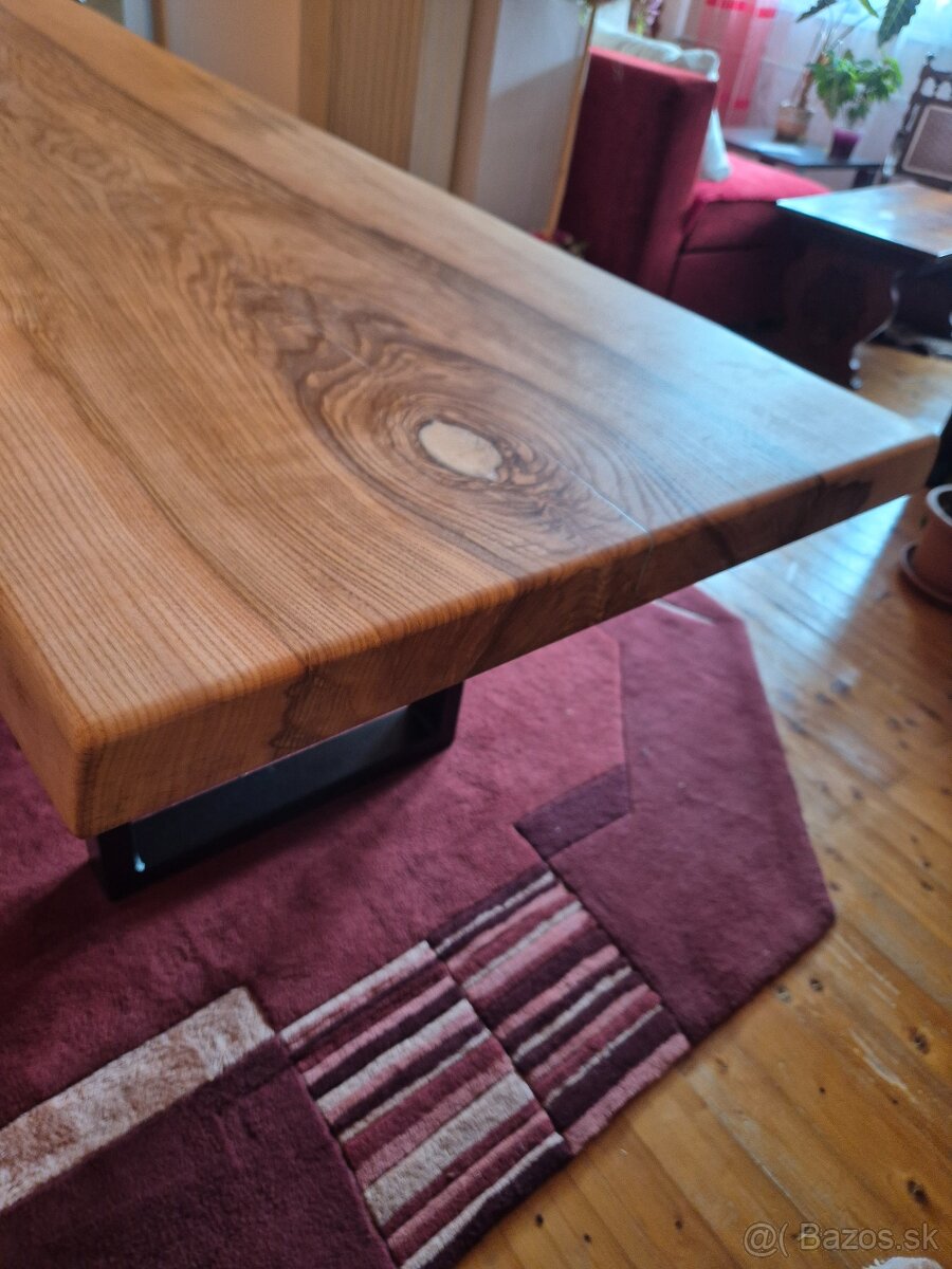 Masívny jedálenský stôl Nový - 4