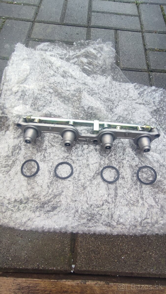 vstreky na Hondu CBR 1000 rr 2004 sc57 - 4