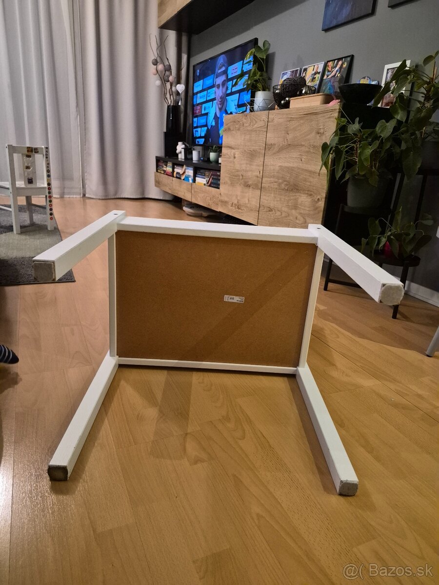 Detsky pisaci stol IKEA Sundvik - 4