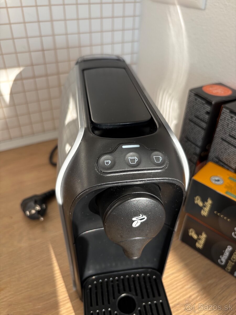 Tchibo Cafissimo kávovar +kapsule - 4