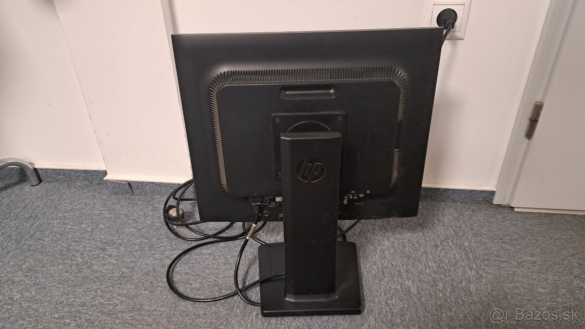 Monitor DELL+HP - 4