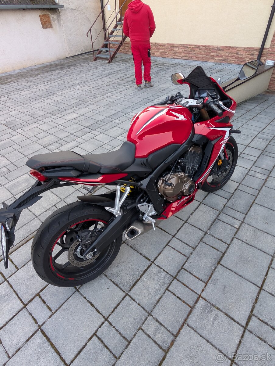 Predám Honda CBR 650R - 4