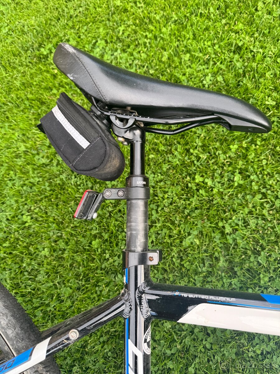 Predám trekový bike Merida - 4
