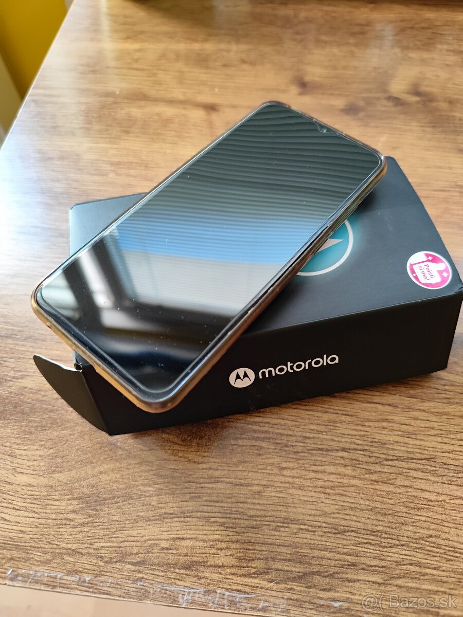 Motorola G8 Power Lite - 4