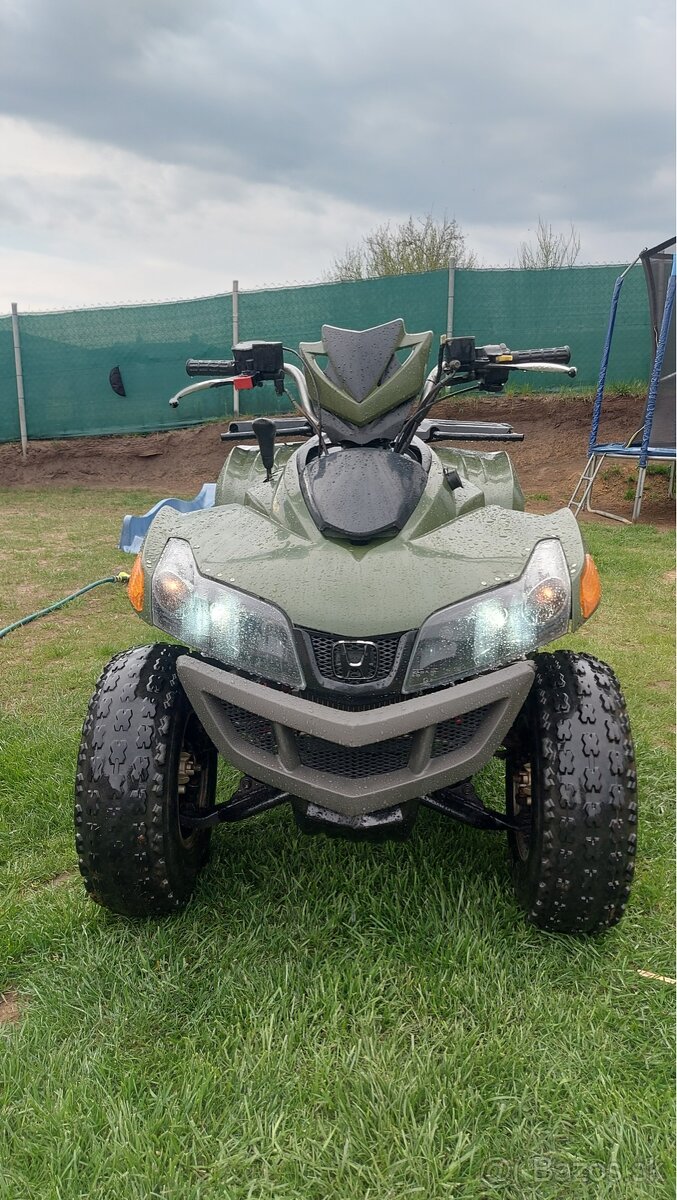 Sym 300 quadlander