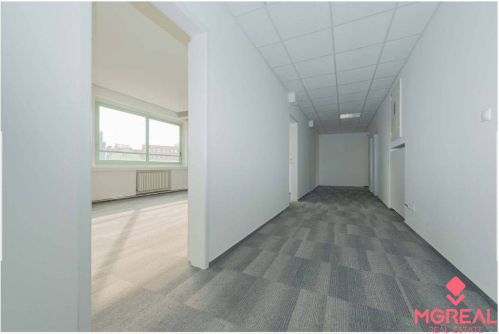 Prenájom administratívnych priestorov 200m2 na Nám. SNP - 4