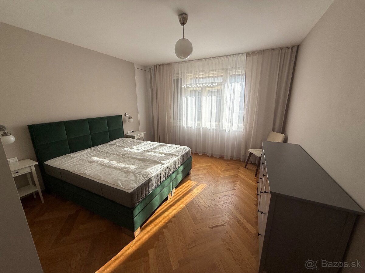 Na prenájom úžasný 3i byt v srdci mesta, Dunajská - 4