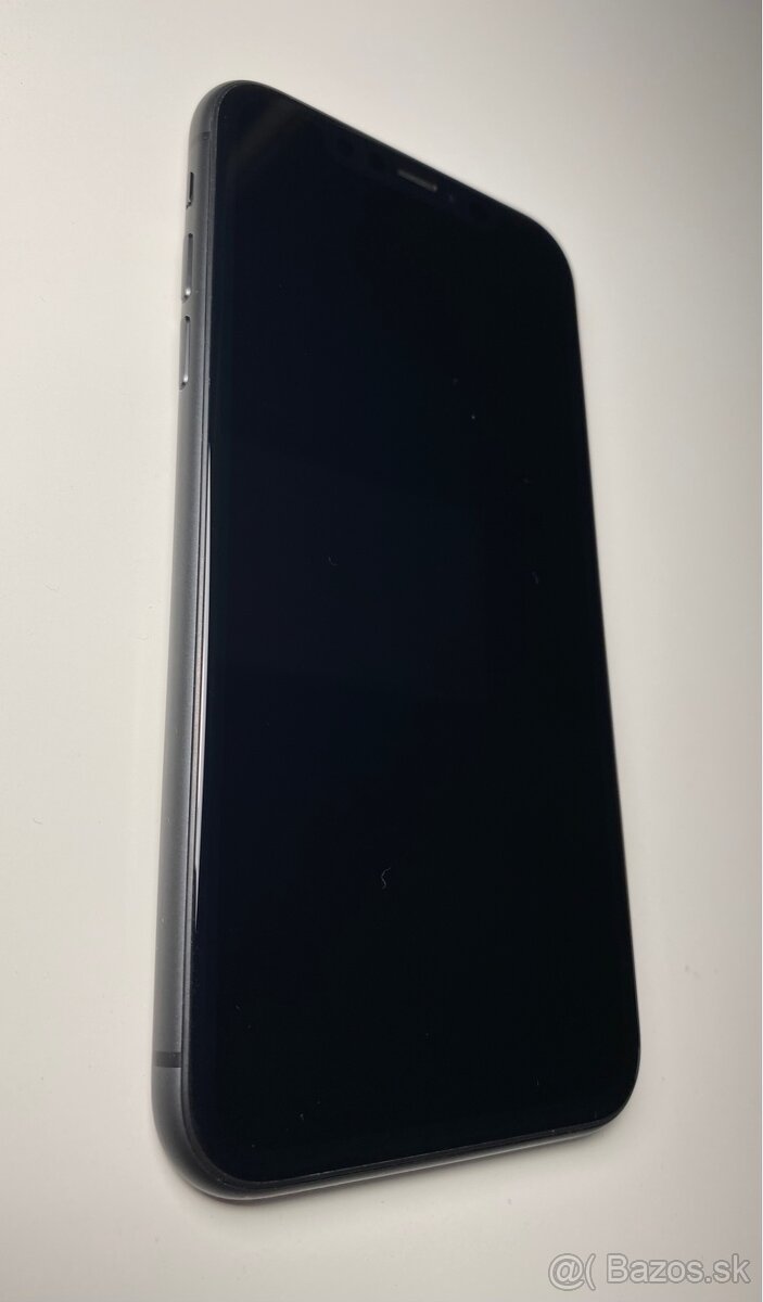 iPhone 11 Black, batéria 100% - 4