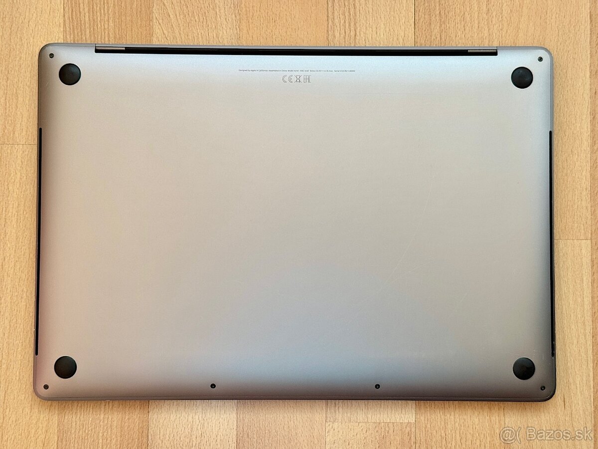 MacBook Pro 16" i7-2.6GHz/16GB/512GB, Výdrž batérie 6 hod. - 4