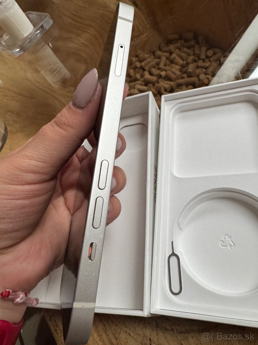 Apple Iphone 13 128GB - 4